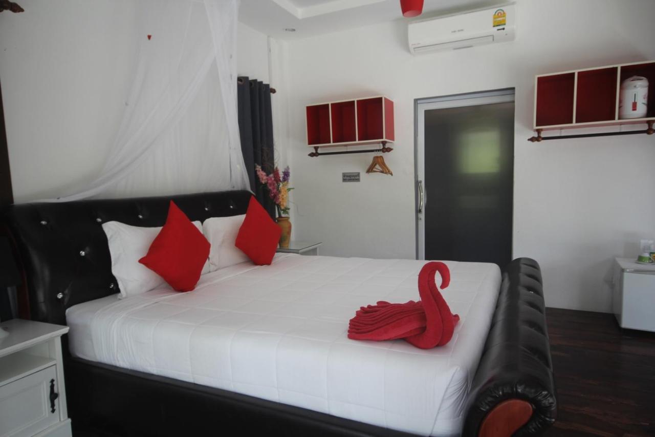 Phangan Cove Beach Resort Шритану Экстерьер фото
