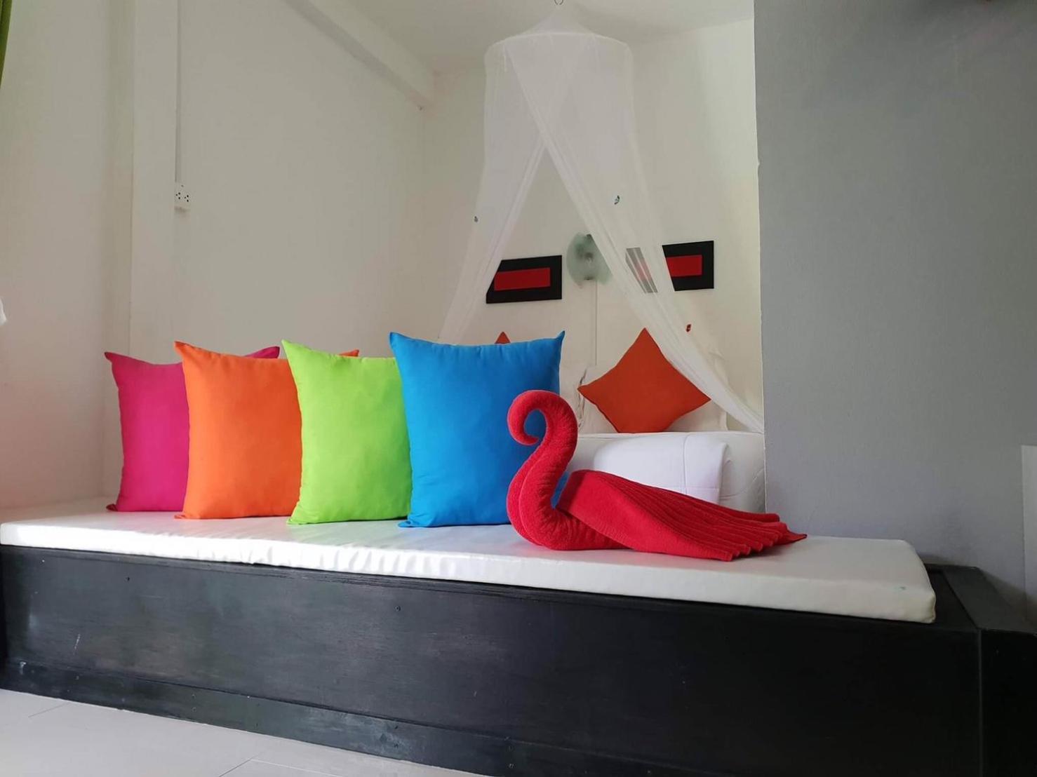 Phangan Cove Beach Resort Шритану Экстерьер фото